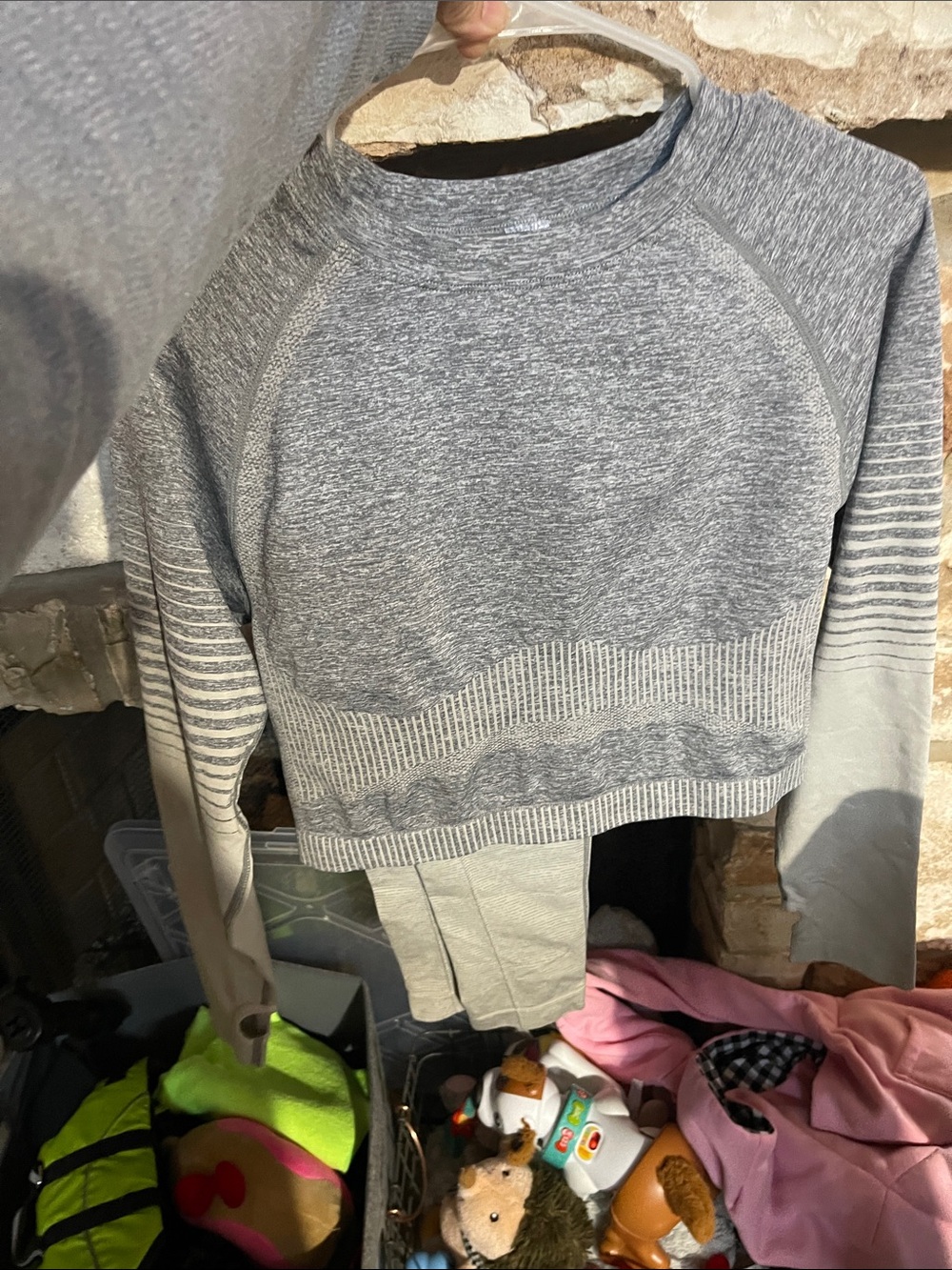 Gray Seamless Knit Women's Sweater - Cropped Crewneck